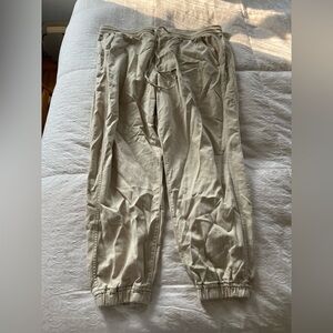 GAP Women’s Beige Jogger Pants size XL